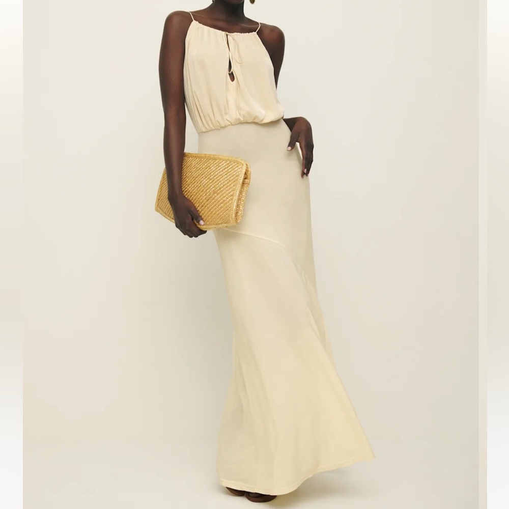 NWT Reformation Lupe Knit Dress in the color Sugar - Picture 2 of 7